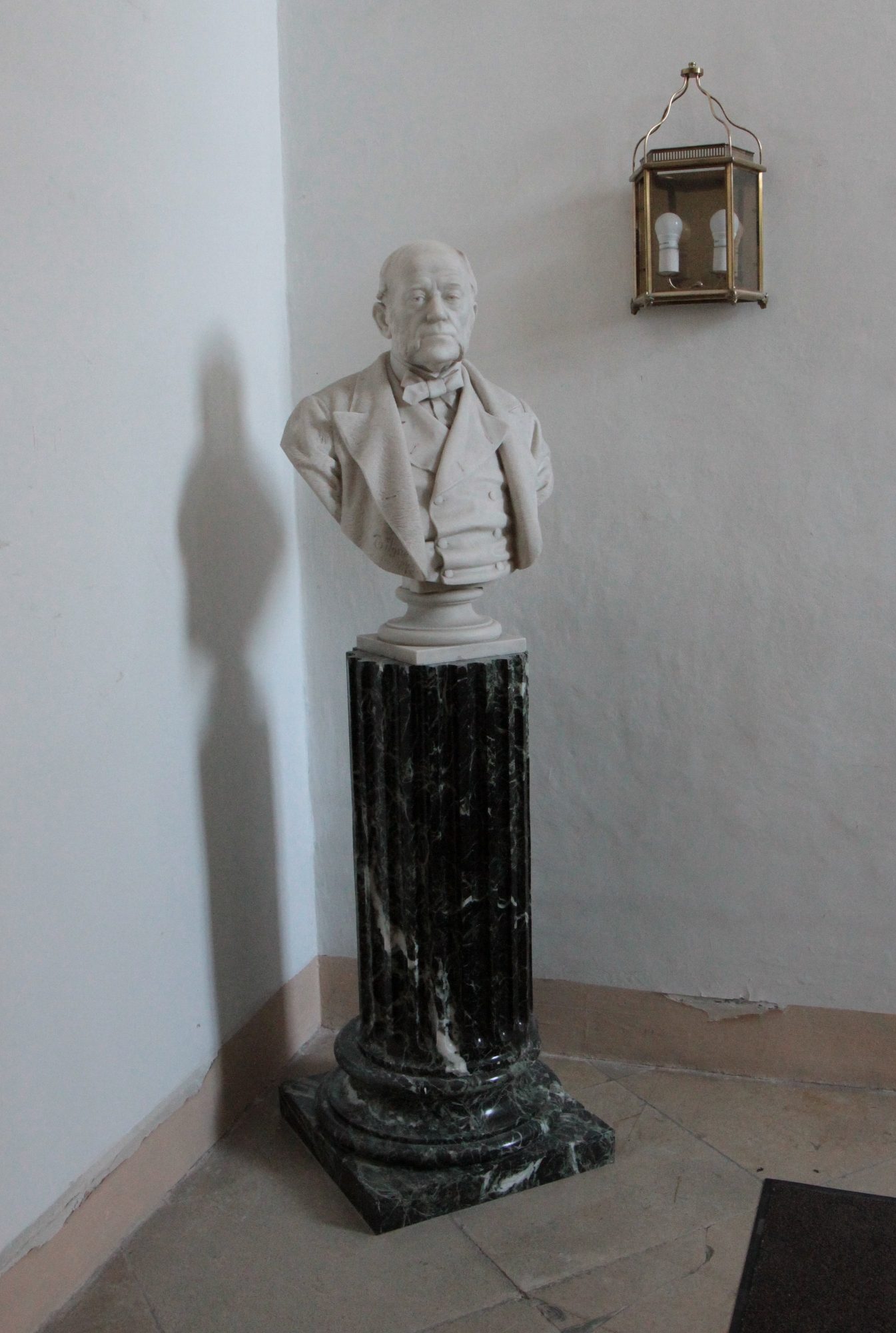 Karl%20von%20Rokitansky%27s%20bust%2C%20Josephinum%2C%20Vienna%20-%2001.jpg